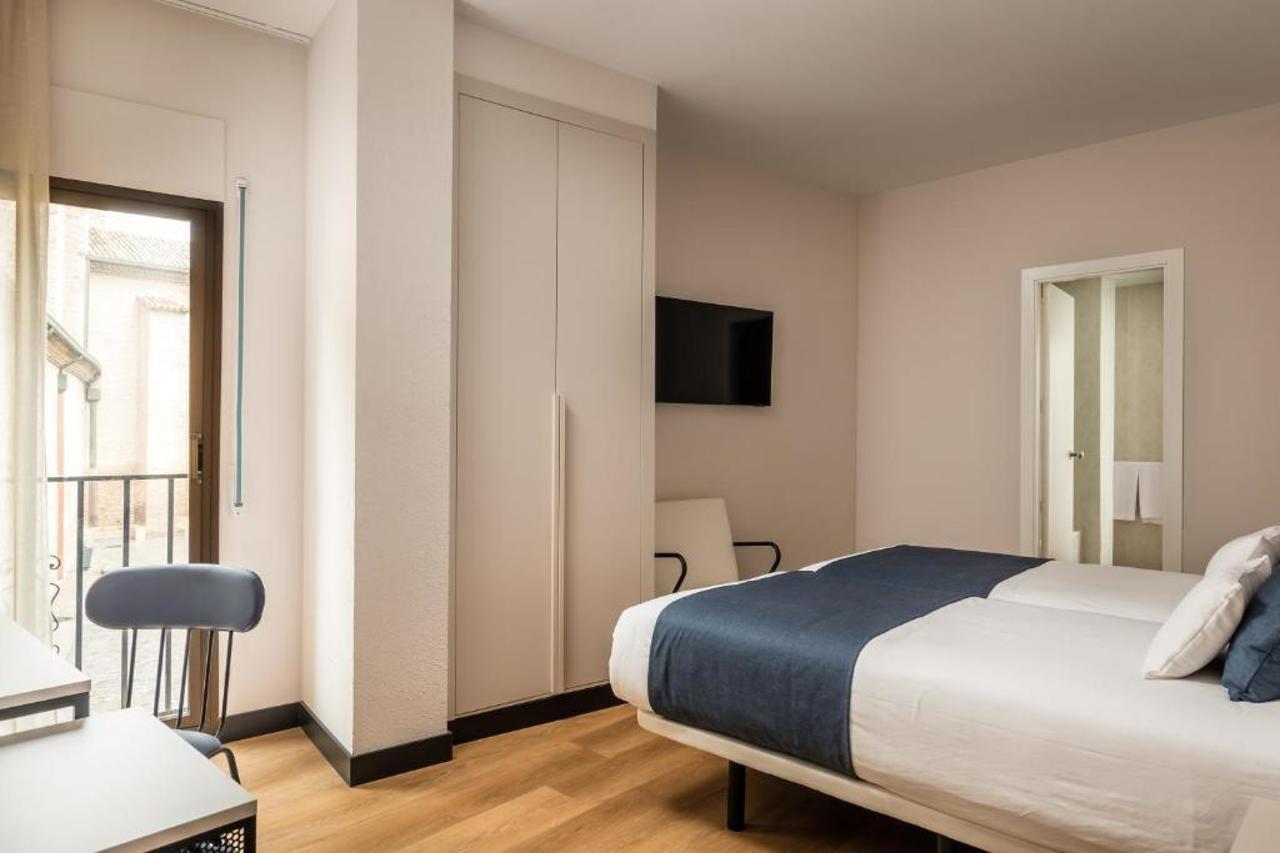 Hotel Don Jaime 54 Zaragoza Kültér fotó